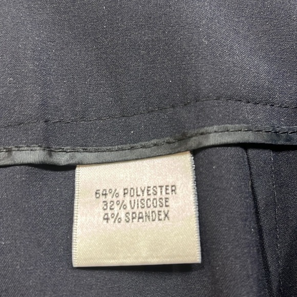 TALBOTS. Size 6. Navy blue. Flat front trouser. Dress pant. Measure 29” waist. - Picture 4 of 8